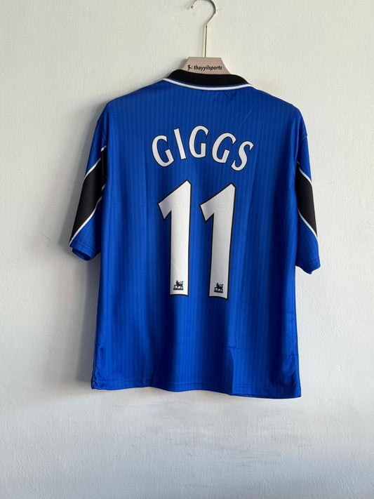 Manchester United 1996-97 Third Kit