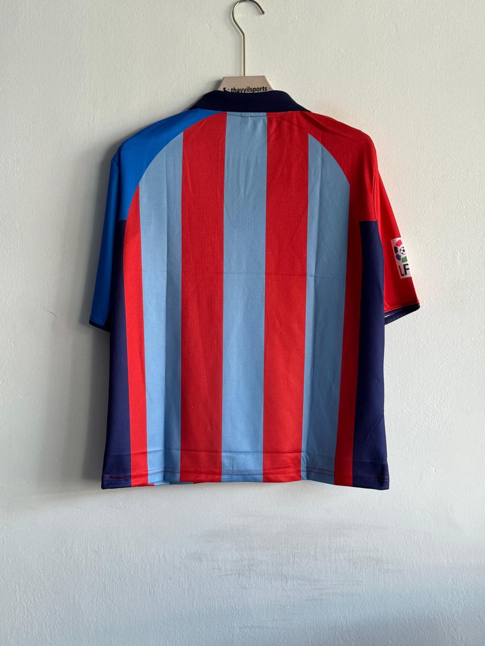 FC Barcelona 2001-02 Home Jersey