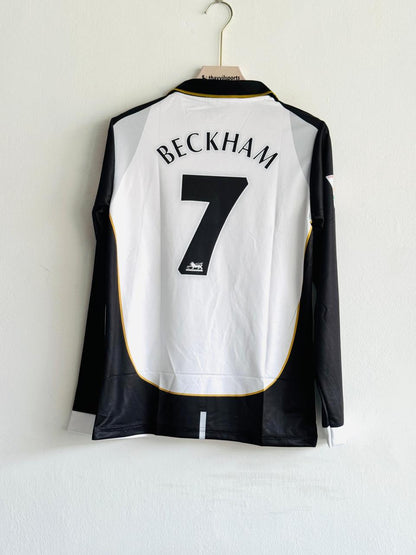 Manchester United latest 25/26 jersey